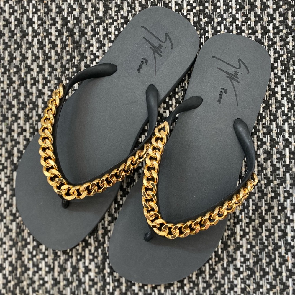 Giuseppe Thing Sandals NWOB Size 38